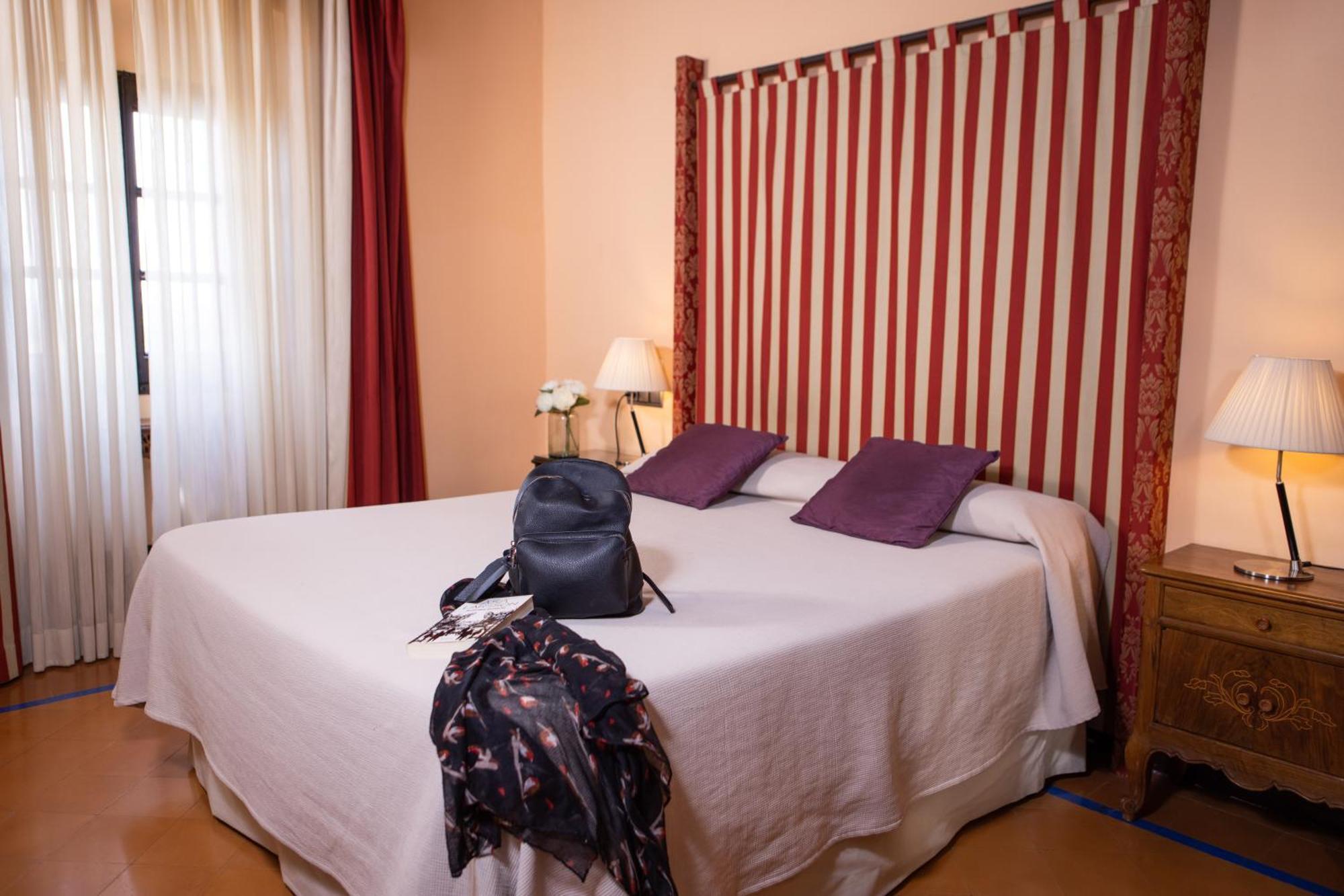 Rvhotels Palau Lo Mirador Турруеля-да-Монґрі Номер фото